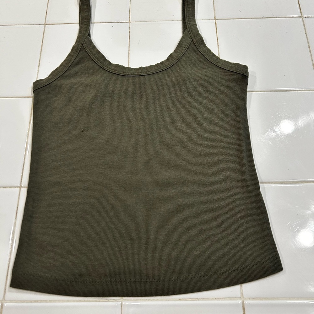 Wild Fable Green Fitted Sleeveless Scoop Neck Tank Top